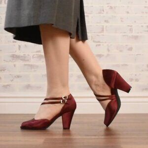 American Duchess Royal Zella Cranberry Repro 1930s 1940s 1950s Satin [Size 7.5]